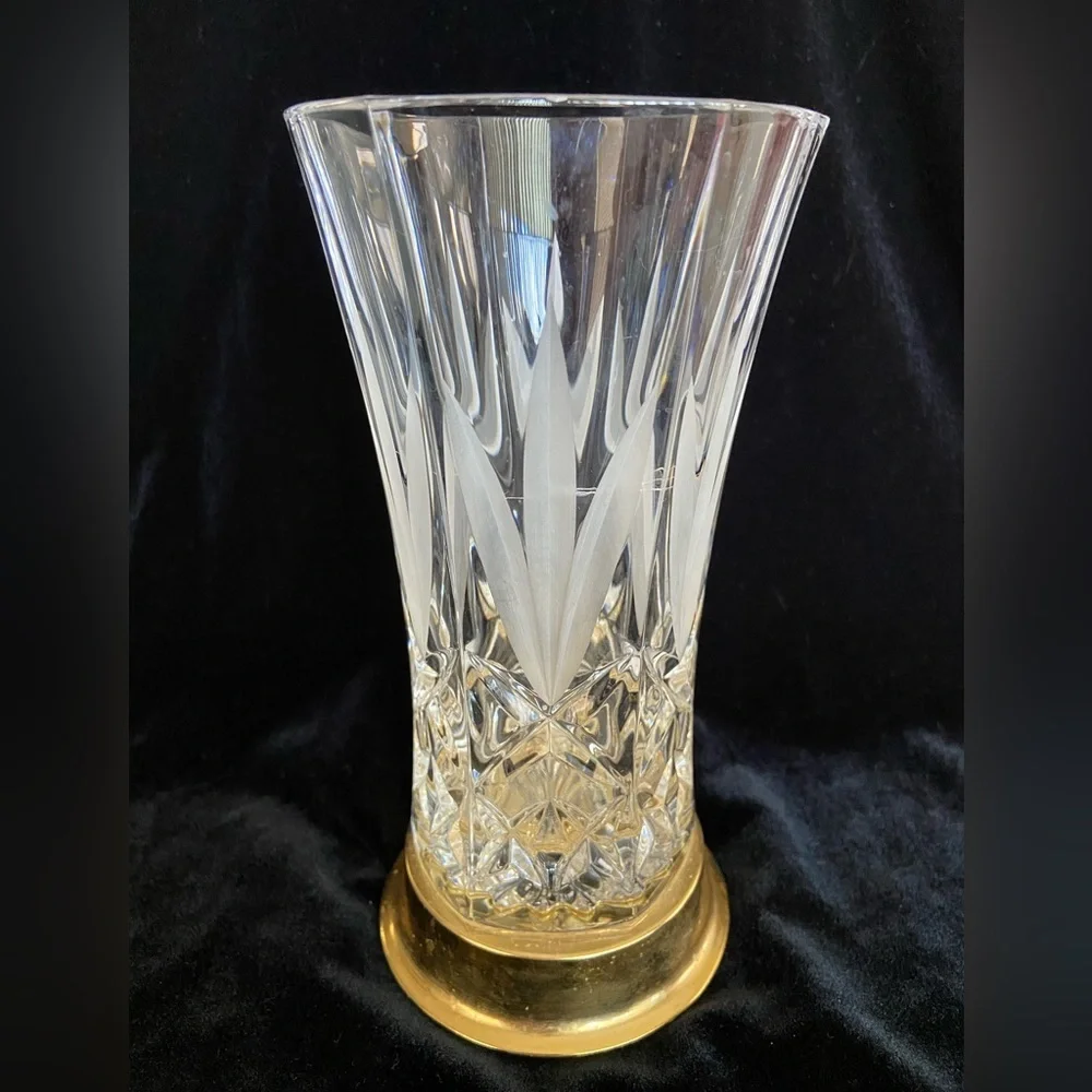 Vintage Irish Killarney Hand Cut Crystal Glass Vase with 24 karat Finish